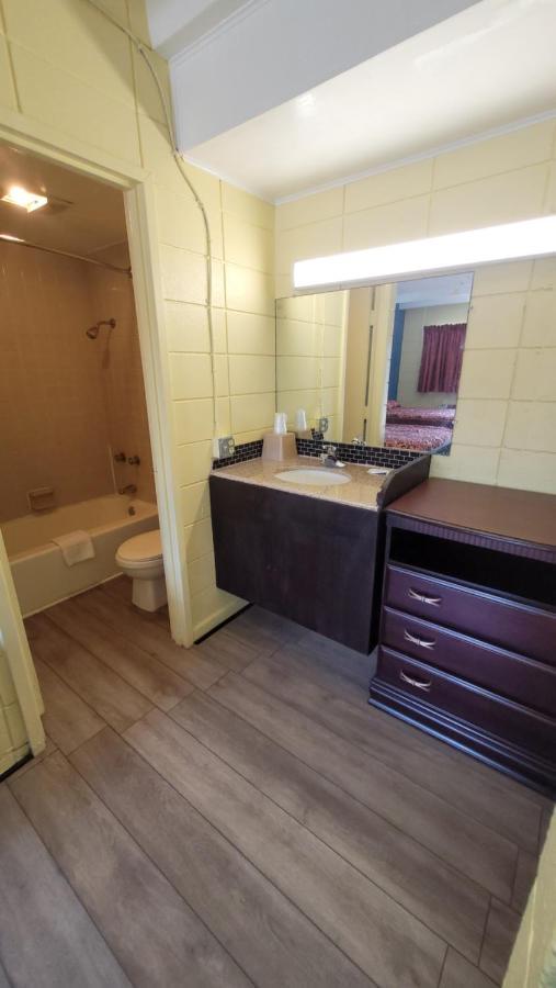 Relax Inn لوسديل المظهر الخارجي الصورة
